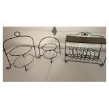 2 pie racks, Longaberger plate holder