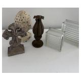 2 glass blocks & 3 decorative pieces some damage