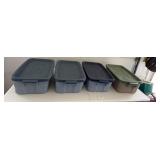 4 totes