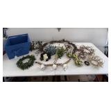 Candle rings, garland, bin