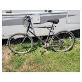 Stoneriver Suntour bike;