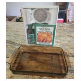 Baking dishes & onion bloom kit