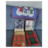 4 Christmas tablecloths