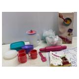 TupperKids Mini-Mix-it & Serving Pieces