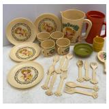 VTG Cabbage Patch Kids Plastic Toy Dinnerware