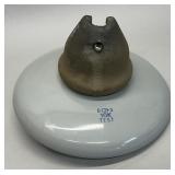 Gray porcelain insulator