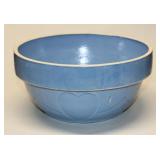 Burley & Winter blue mixing bowl, heart motif