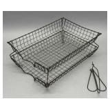 Wire letter tray, 2 bill spikes