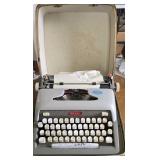 Antique Royal Typewriter with Case