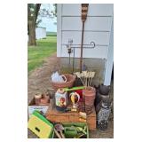 Gardening & Bird Feeder Lot