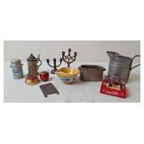 Country Miniature What Nots