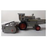 Gleaner L2 Allis-Chalmers Diecast Toy Combine