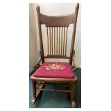 Antique Oak Childï¿½s Rocking Chair
