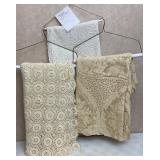 Vtg & Modern Lace/Doilie Table Cloths