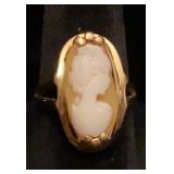 10K yellow gold cameo ring