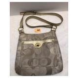 Coach Penelope Optic Hippe Crossbody