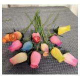 Wooden Roses Closed Bud 1 dz