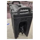 Cambro Insulated Beverage 2.5 Gallon Thermos
