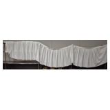 Table Skirts & Clips