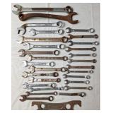 Combination Wrenches & Electricians Utility Tool