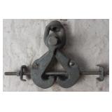 Tong-Style Beam Clamp