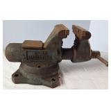Wilton Tradesman ? 1750 Bench Vise w/Swivel Base
