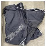 (X) Coleman Grill Cover.