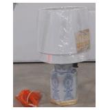 (ZZ) Lamp W/ Shades. 25" X 13").