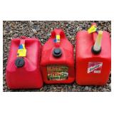 (AJ) Gas Cans 2 to 2.5gal (Bidding 3x The Money)