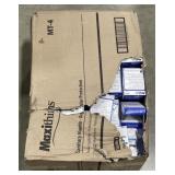 (ZZ) Maxithins Regular Protection Pads.