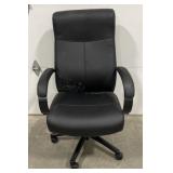 (R) Black Office Chair On Wheels (47x22)