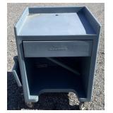 (AZ) Cambro ES28RL110 Equipment Stand with Rails
