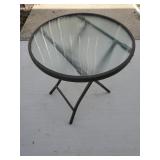 (Q) Folding Patio Side Table, Glass Top 18 1/4"