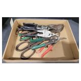 (V) Lot Of Various Size Garden/Heavy Duty Shears