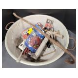 (V) Mixed Lot Includes: Master Lock, Caulk Gun,