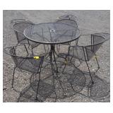 (AC) Metal Patio Furniture. (29" X 42").