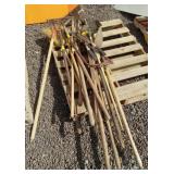 (K) Pallet Lot Yard and Garden Tools
