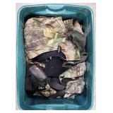 (Q) Camouflage Gear Gloves , Hats , Packs , &