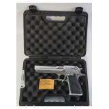 New Magnum Research Desert Eagle .50 AE Pistol