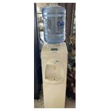 Polar Deluxe Hot and Cold Water DispenserApprox