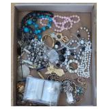 Costume Jewelry & Candle Gift Set