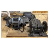 Delta 5 in Bench Grinder Model 23-580 w/ Homemade