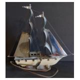 Cast Aluminum Sailboat Accent Lamp, approx 16" x