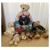 Assorted Russ Berrie and Muffy Vander Bear Teddy