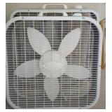 Lasko Box Fans 3-Speed. Bidding 1xtq