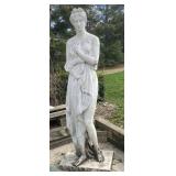 Plastic Yard Decor Statue of the Goddess Venus