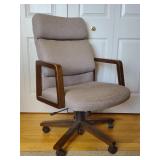 Rolling Office Chair w/ Wood Base & Arm Rests,