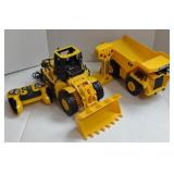 CAT Remote Control Wheel Loader & Dump Trucks