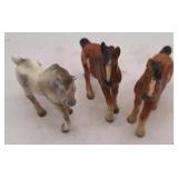 (H) 3 ceramic horses, Made in Japan 3.5"