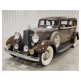 1932 Hupmobile Model F222 Sedan